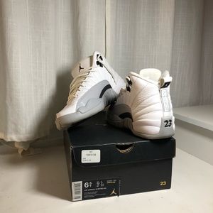 Air Jordan 12 Barons